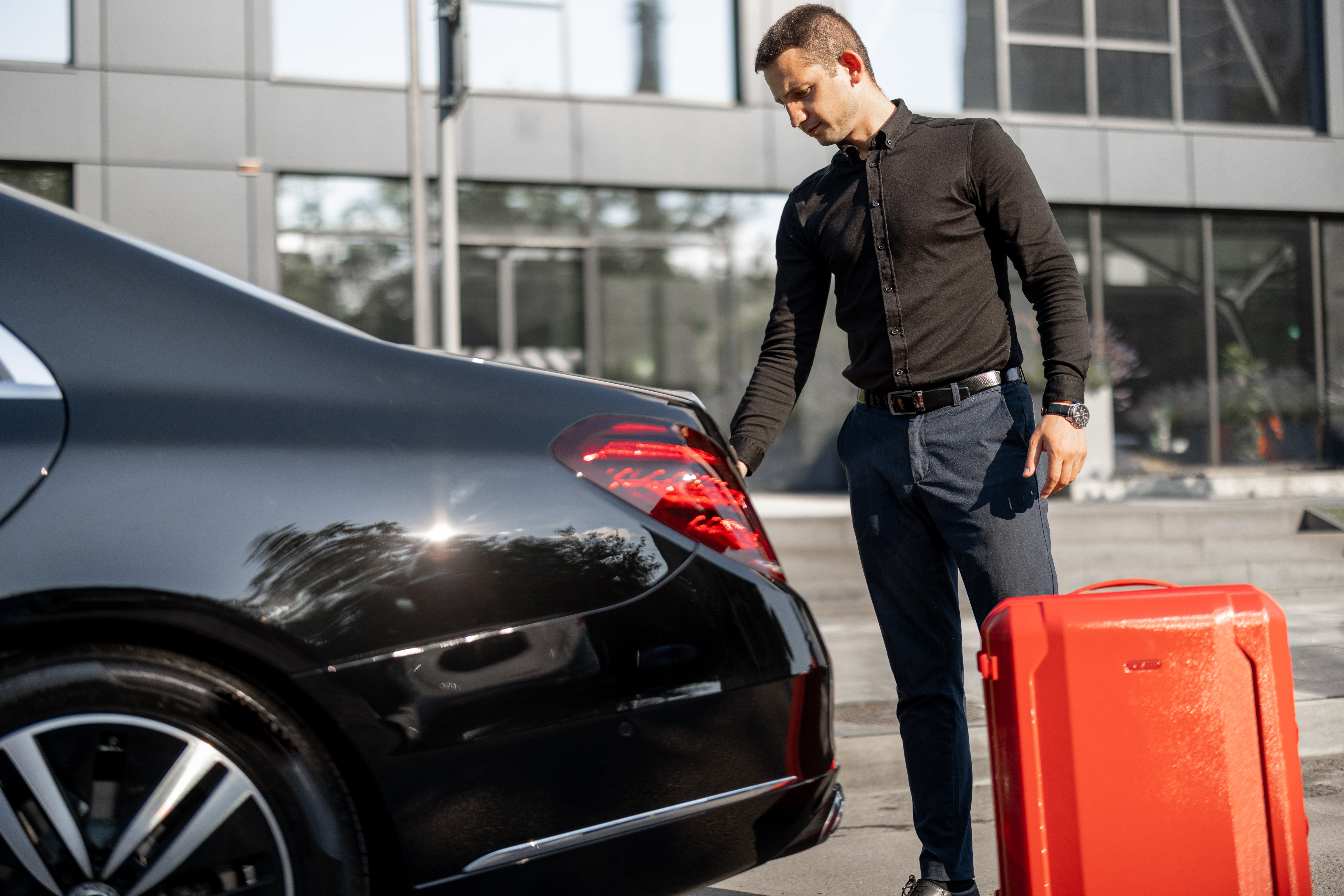 What to Expect When You Book an Airport Taxi with Ovova